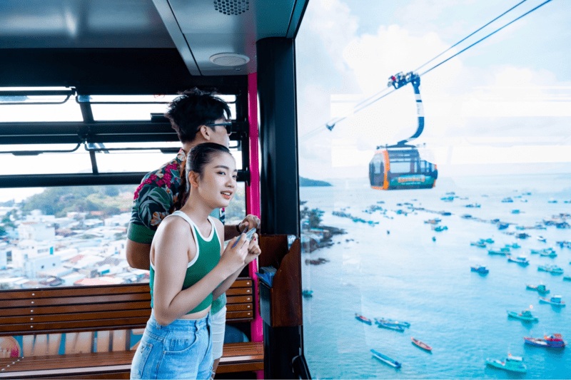 Trải Nghiệm Cáp Treo Hòn Thơm